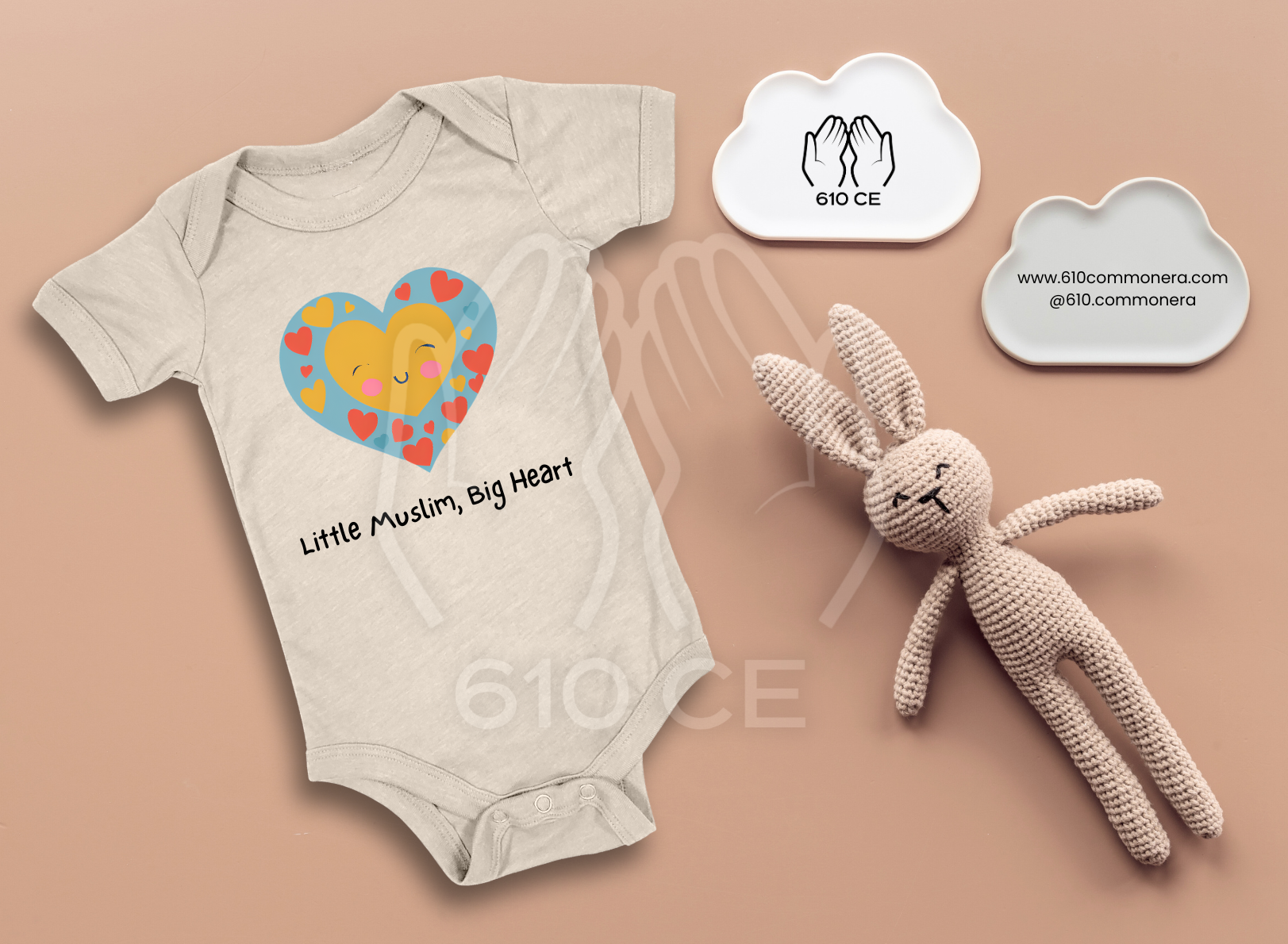 Heart - Mini Muslim Short Sleeve Onesie – 610 CE